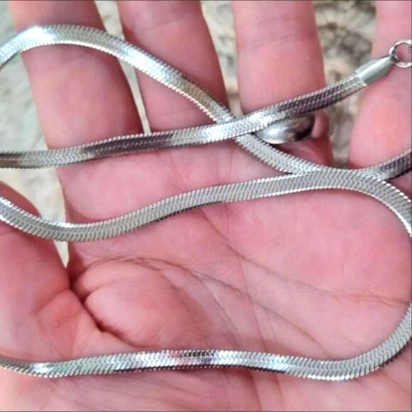 Hypoallergenic unisex Snake Chain - Picture 6 of 16